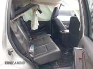 ✅ 2010 Ford Explorer Limited • VIN: 1FMEU7F89AUA84731 • Lot: 41585563. Wystawiony na IAAI z przebiegiem 142 598 mil. Bezpłatny archiwum sprzedaży aukcyjnych z USA i szczegółowy raport historii pojazdu na DreamBid. Zdjęcie 8.