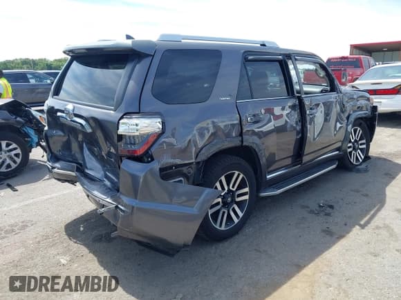 ✅ 2015 Toyota 4Runner Limited • VIN: JTEBU5JR0F5238154 • Лот: 43041342. Опубликован ранее на IAAI с пробегом Не указан. Бесплатный доступ к архиву аукционных продаж из США и подробный отчёт об истории автомобиля на DreamBid. Изображение 4.