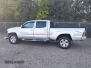 ✅ 2012 Toyota Tacoma • VIN: 3TMMU4FN5CM043847 • Lot: 43447652. Listed on IAAI with 119,376 mi. Free auction sales archive from the USA and detailed vehicle history report at DreamBid. Image 15.