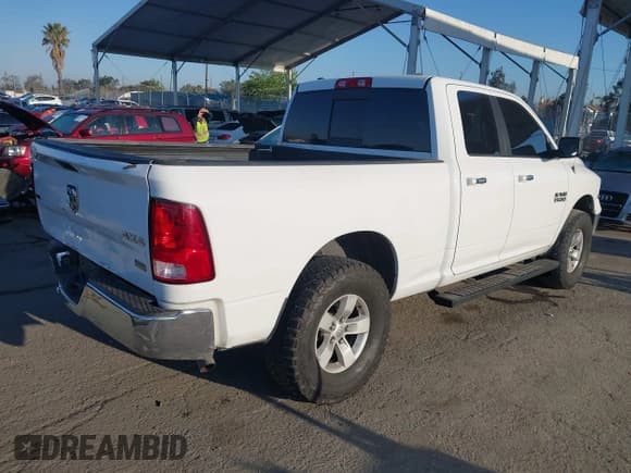 ✅ 2017 Ram 1500 SLT • VIN: 1C6RR7GG5HS583441 • Lot: 42135551. Wystawiony na IAAI z przebiegiem 129 040 mil. Bezpłatny archiwum sprzedaży aukcyjnych z USA i szczegółowy raport historii pojazdu na DreamBid. Zdjęcie 4.