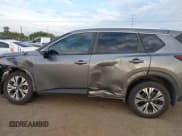 ✅ 2022 Nissan Rogue SV • VIN: 5N1BT3BA6NC711677 • Лот: 43176027. Опубликован ранее на IAAI с пробегом 46 321 миль. Бесплатный доступ к архиву аукционных продаж из США и подробный отчёт об истории автомобиля на DreamBid. Изображение 14.