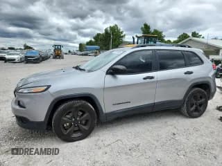 ✅ 2016 Jeep Cherokee Sport • VIN: 1C4PJLAS8GW362775 • Lot: 70948935. Listed on Copart with 124,435 mi. Free auction sales archive from the USA and detailed vehicle history report at DreamBid. Image 1.