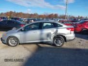 ✅ 2017 Ford Focus SE • VIN: 1FADP3F24HL252342 • Lot: 43656105. Listed on IAAI with 46,812 mi. Free auction sales archive from the USA and detailed vehicle history report at DreamBid. Image 14.