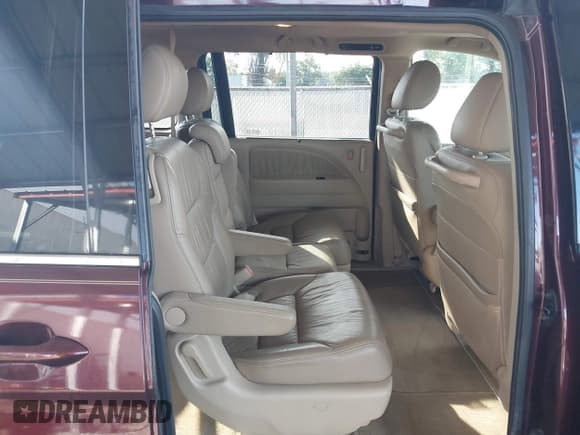 ✅ 2009 Honda Odyssey EX-L • VIN: 5FNRL38749B405293 • Lot: 43129954. Wystawiony na IAAI z przebiegiem 141 133 mil. Bezpłatny archiwum sprzedaży aukcyjnych z USA i szczegółowy raport historii pojazdu na DreamBid. Zdjęcie 8.