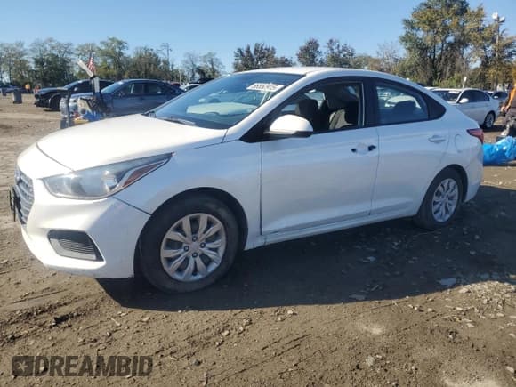 ✅ 2021 Hyundai Accent SE • VIN: 3KPC24A62ME128903 • Лот: 86552915. Опубликован ранее на Copart с пробегом Не указан. Бесплатный доступ к архиву аукционных продаж из США и подробный отчёт об истории автомобиля на DreamBid. Изображение 1.
