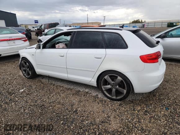 ✅ 2011 Audi A3 Premium Plus • VIN: WAUKJAFM5BA026321 • Lot: 82140135. Listed on Copart with 99,708 mi. Free auction sales archive from the USA and detailed vehicle history report at DreamBid. Image 2.