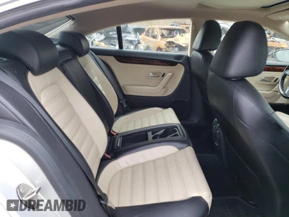 ✅ 2010 Volkswagen CC • VIN: WVWGU9AN9AE553770 • Lot: 45360625. Listed on Copart with Not provided. Free auction sales archive from the USA and detailed vehicle history report at DreamBid. Image 10.