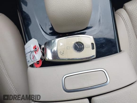 ✅ 2021 Mercedes-Benz A 220 • VIN: W1K3G4FB1MJ268070 • Lot: 42240449. Listed on IAAI with 45,014 mi. Free auction sales archive from the USA and detailed vehicle history report at DreamBid. Image 11.