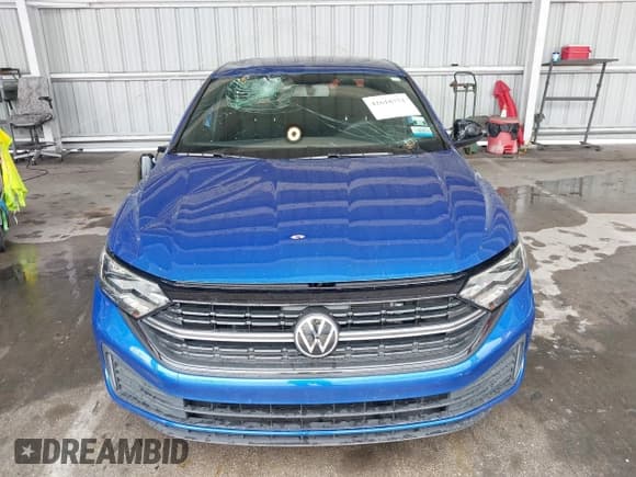 ✅ 2022 Volkswagen Jetta Sport • VIN: 3VWBM7BU3NM023523 • Лот: 42618751. Опубликован ранее на IAAI с пробегом 23 572 миль. Бесплатный доступ к архиву аукционных продаж из США и подробный отчёт об истории автомобиля на DreamBid. Изображение 12.