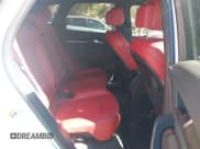 ✅ 2021 Audi SQ5 Premium Plus • VIN: WA1B4AFY9M2036452 • Lot: 43151456. Wystawiony na IAAI z przebiegiem 113 910 mil. Bezpłatny archiwum sprzedaży aukcyjnych z USA i szczegółowy raport historii pojazdu na DreamBid. Zdjęcie 8.