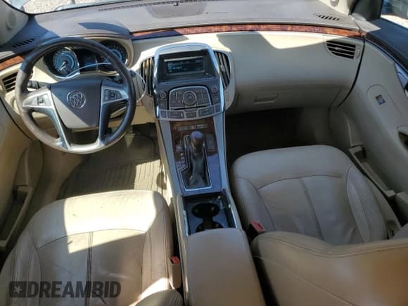 ✅ 2012 Buick LaCrosse Leather • VIN: 1G4GC5E39CF194563 • Lot: 52796995. Listed on Copart with 175,639 mi. Free auction sales archive from the USA and detailed vehicle history report at DreamBid. Image 8.