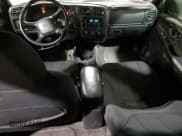 ✅ 2004 Chevrolet S-10 LS • VIN: 1GCDT13X84K149130 • Лот: 84421154. Опубликован ранее на Copart с пробегом 200 221 миль. Бесплатный доступ к архиву аукционных продаж из США и подробный отчёт об истории автомобиля на DreamBid. Изображение 8.