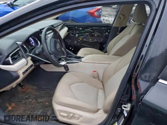 ✅ 2019 Toyota Camry LE • VIN: 4T1B11HK1KU215668 • Lot: 93371515. Listed on Copart with 125,887 mi. Free auction sales archive from the USA and detailed vehicle history report at DreamBid. Image 7.