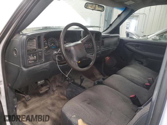✅ 2001 Chevrolet Silverado 2500HD • VIN: 1GCHK24G41E236753 • Lot: 67793055. Listed on Copart with 182,875 mi. Free auction sales archive from the USA and detailed vehicle history report at DreamBid. Image 8.