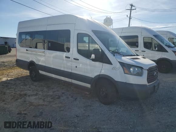 ✅ 2016 Ford Transit Cargo • VIN: 1FTYR3XM3GKA29672 • Lot: 91715795. Wystawiony na Copart z przebiegiem 229 066 mil. Bezpłatny archiwum sprzedaży aukcyjnych z USA i szczegółowy raport historii pojazdu na DreamBid. Zdjęcie 4.