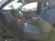 ✅ 2019 Chevrolet Colorado 2WD Work Truck • VIN: 1GCHSBEA7K1317670 • Lot: 85784365. Wystawiony na Copart z przebiegiem 106 644 mil. Bezpłatny archiwum sprzedaży aukcyjnych z USA i szczegółowy raport historii pojazdu na DreamBid. Zdjęcie 7.