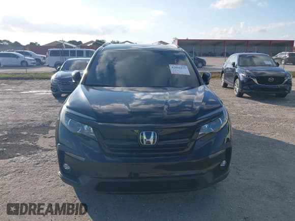 ✅ 2022 Honda Pilot Special Edition • VIN: 5FNYF5H28NB031266 • Lot: 42066975. Listed on IAAI with 31,976 mi. Free auction sales archive from the USA and detailed vehicle history report at DreamBid. Image 13.