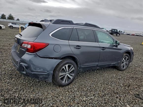✅ 2018 Subaru Outback Limited • VIN: 4S4BSANC0J3205969 • Lot: 94926185. Listed on Copart with 129,663 mi. Free auction sales archive from the USA and detailed vehicle history report at DreamBid. Image 3.