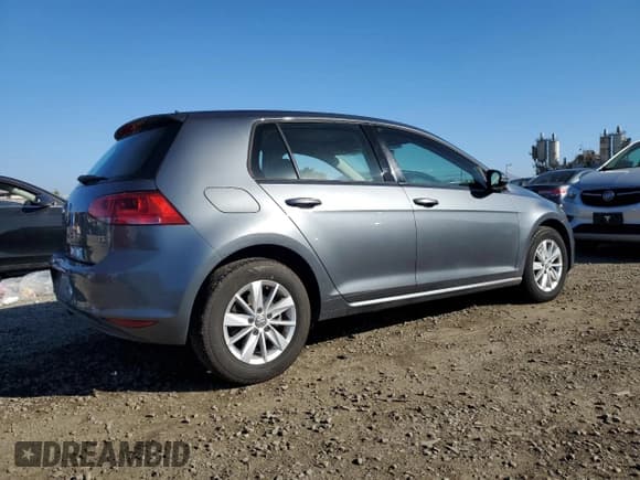 ✅ 2016 Volkswagen Golf TSI S • VIN: 3VW217AU1GM056680 • Lot: 82667695. Wystawiony na Copart z przebiegiem 166 388 mil. Bezpłatny archiwum sprzedaży aukcyjnych z USA i szczegółowy raport historii pojazdu na DreamBid. Zdjęcie 3.