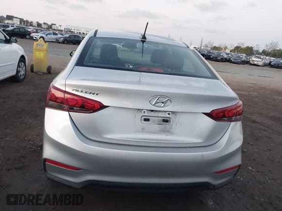 ✅ 2019 Hyundai Accent SE • VIN: 3KPC24A37KE069625 • Лот: 41465042. Опубликован ранее на IAAI с пробегом 63 825 миль. Бесплатный доступ к архиву аукционных продаж из США и подробный отчёт об истории автомобиля на DreamBid. Изображение 16.