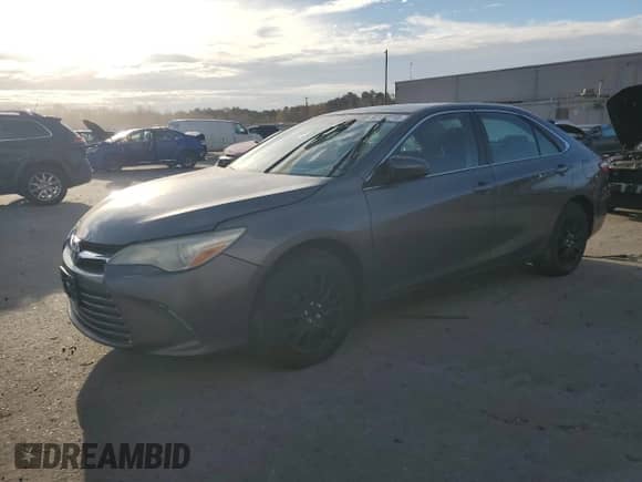 2015 Toyota Camry LE with VIN 4T4BF1FK9FR481956, listed as a Copart auction lot 90130115 with 283,646 mi miles and Clean title. Bid and sale history available at DreamBid. Image 1.