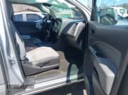 ✅ 2017 Chevrolet Colorado 4WD WT • VIN: 1GCHTBEN0H1164526 • Lot: 41932833. Wystawiony na IAAI z przebiegiem 93 253 mil. Bezpłatny archiwum sprzedaży aukcyjnych z USA i szczegółowy raport historii pojazdu na DreamBid. Zdjęcie 5.