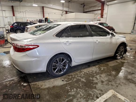 ✅ 2016 Toyota Camry SE • VIN: 4T1BD1FK3GU194484 • Lot: 94790155. Listed on Copart with 115,701 mi. Free auction sales archive from the USA and detailed vehicle history report at DreamBid. Image 3.