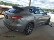 ✅ 2018 Maserati Levante S GranSport • VIN: ZN661YUSXJX277490 • Лот: 64621685. Опубликован ранее на Copart с пробегом 98 477 миль. Бесплатный доступ к архиву аукционных продаж из США и подробный отчёт об истории автомобиля на DreamBid. Изображение 3.