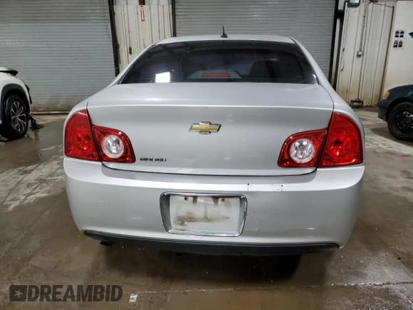✅ 2010 Chevrolet Malibu 1LS • VIN: 1G1ZB5EB6AF223577 • Lot: 79011264. Listed on Copart with 161,872 mi. Free auction sales archive from the USA and detailed vehicle history report at DreamBid. Image 6.