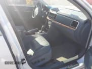 ✅ 2010 Lincoln MKZ • VIN: 3LNHL2GC2AR626653 • Лот: 43689040. Опубликован ранее на IAAI с пробегом 146 877 миль. Бесплатный доступ к архиву аукционных продаж из США и подробный отчёт об истории автомобиля на DreamBid. Изображение 5.