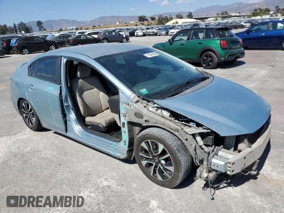 ✅ 2013 Honda Civic • VIN: 19XFB4F26DE002000 • Lot: 71561545. Wystawiony na Copart z przebiegiem 118 951 mil. Bezpłatny archiwum sprzedaży aukcyjnych z USA i szczegółowy raport historii pojazdu na DreamBid. Zdjęcie 4.