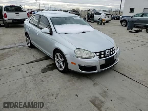 ✅ 2009 Volkswagen Jetta S • VIN: 3VWJZ71K99M156757 • Lot: 95053545. Listed on Copart with 111,870 mi. Free auction sales archive from the USA and detailed vehicle history report at DreamBid. Image 13.