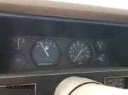 ✅ 1985 Jeep Cherokee • VIN: 1JCUB7826FT165583 • Lot: 53911665. Listed on Copart with 153,583 mi. Free auction sales archive from the USA and detailed vehicle history report at DreamBid. Image 9.