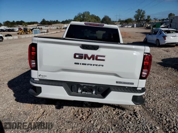 ✅ 2025 GMC Sierra 1500 Elevation • VIN: 1GTRUJEK5SZ132312 • Лот: 90280645. Опубликован ранее на Copart с пробегом 9 947 миль. Бесплатный доступ к архиву аукционных продаж из США и подробный отчёт об истории автомобиля на DreamBid. Изображение 6.