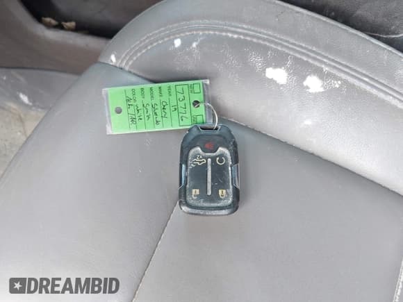 ✅ 2019 Chevrolet Silverado 1500 RST • VIN: 3GCUYEED0KG168397 • Lot: 43125706. Wystawiony na IAAI z przebiegiem 92 805 mil. Bezpłatny archiwum sprzedaży aukcyjnych z USA i szczegółowy raport historii pojazdu na DreamBid. Zdjęcie 11.