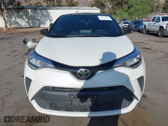 ✅ 2020 Toyota C-HR LE • VIN: JTNKHMBX8L1083805 • Lot: 43472569. Wystawiony na IAAI z przebiegiem 77 364 mil. Bezpłatny archiwum sprzedaży aukcyjnych z USA i szczegółowy raport historii pojazdu na DreamBid. Zdjęcie 13.