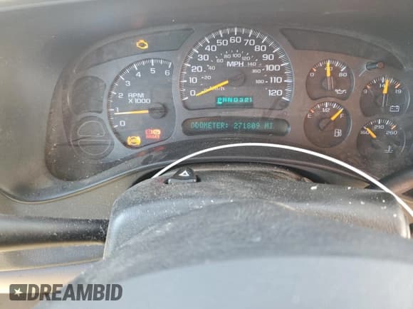 ✅ 2004 Chevrolet Suburban LS • VIN: 3GNEC16ZX4G233840 • Лот: 85450544. Опубликован ранее на Copart с пробегом 271 809 миль. Бесплатный доступ к архиву аукционных продаж из США и подробный отчёт об истории автомобиля на DreamBid. Изображение 9.