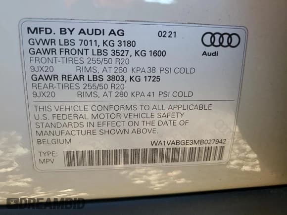 ✅ 2021 Audi e-tron Prestige • VIN: WA1VABGE3MB027942 • Lot: 40094494. Wystawiony na Copart z przebiegiem 17 593 mil. Bezpłatny archiwum sprzedaży aukcyjnych z USA i szczegółowy raport historii pojazdu na DreamBid. Zdjęcie 13.