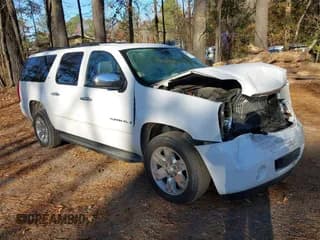 ✅ 2008 GMC Yukon XL SLT 4SB • VIN: 1GKFK16328R170318 • Lot: 43672839. Wystawiony na IAAI z przebiegiem 180 624 mil. Bezpłatny archiwum sprzedaży aukcyjnych z USA i szczegółowy raport historii pojazdu na DreamBid. Zdjęcie 1.