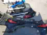 ✅ 2018 Hyundai Santa Fe 2.4L • VIN: 5XYZU3LB0JG561143 • Lot: 46826633. Wystawiony na Copart z przebiegiem 66 467 mil mil. Skorzystaj z bezpłatnego archiwum sprzedaży aukcyjnych z USA i zobacz szczegółowy raport historii pojazdu na DreamBid. Zdjęcie 13.