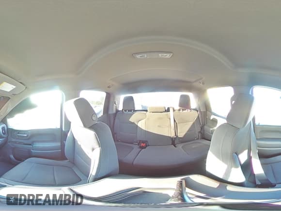 ✅ 2020 Chevrolet Silverado 1500 Custom • VIN: 1GCRWBEK4LZ209964 • Lot: 61614595. Wystawiony na Copart z przebiegiem 71 059 mil. Bezpłatny archiwum sprzedaży aukcyjnych z USA i szczegółowy raport historii pojazdu na DreamBid. Zdjęcie 14.