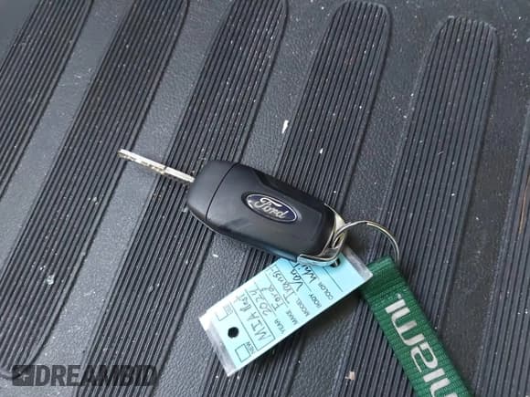 ✅ 2024 Ford Transit Cargo • VIN: 1FTBR1Y80RKB59990 • Lot: 42241182. Wystawiony na IAAI z przebiegiem 13 385 mil. Bezpłatny archiwum sprzedaży aukcyjnych z USA i szczegółowy raport historii pojazdu na DreamBid. Zdjęcie 11.