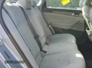 ✅ 2016 Hyundai Sonata 2.4L • VIN: 5NPE24AF2GH371281 • Лот: 84379585. Опубликован ранее на Copart с пробегом 236 051 миль. Бесплатный доступ к архиву аукционных продаж из США и подробный отчёт об истории автомобиля на DreamBid. Изображение 10.