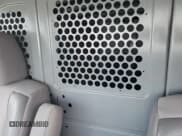 ✅ 2019 Nissan NV Cargo S • VIN: 1N6BF0KM1KN801028 • Lot: 77046294. Wystawiony na Copart z przebiegiem 220 956 mil. Bezpłatny archiwum sprzedaży aukcyjnych z USA i szczegółowy raport historii pojazdu na DreamBid. Zdjęcie 10.