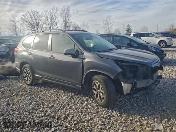 ✅ 2020 Subaru Forester Premium • VIN: JF2SKAJCXLH540447 • Lot: 92595295. Listed on Copart with 145,079 mi. Free auction sales archive from the USA and detailed vehicle history report at DreamBid. Image 4.