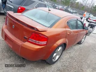 ✅ 2008 Dodge Avenger SXT • VIN: 1B3LC56R28N220862 • Lot: 41542692. Wystawiony na IAAI z przebiegiem 192 572 mil. Bezpłatny archiwum sprzedaży aukcyjnych z USA i szczegółowy raport historii pojazdu na DreamBid. Zdjęcie 4.