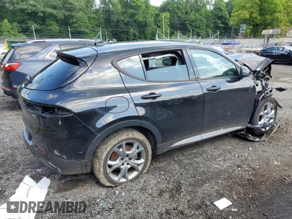 ✅ 2024 Dodge Hornet R/T • VIN: ZACPDFCW9R3A33146 • Lot: 59119115. Listed on Copart with 17,007 mi. Free auction sales archive from the USA and detailed vehicle history report at DreamBid. Image 3.