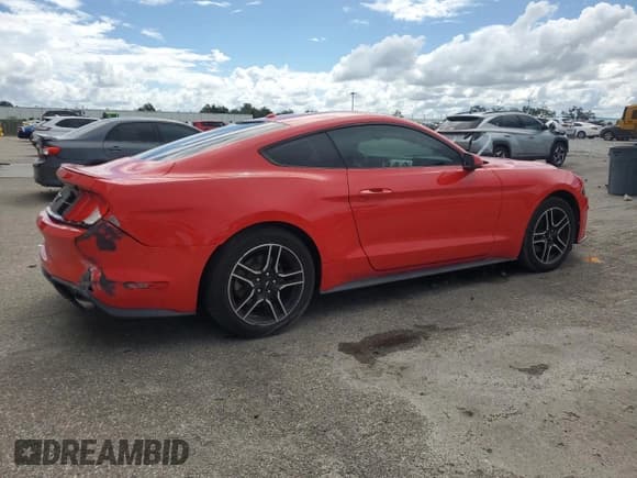 ✅ 2020 Ford Mustang EcoBoost Premium • VIN: 1FA6P8TH0L5137183 • Lot: 81908285. Listed on Copart with 73,784 mi. Free auction sales archive from the USA and detailed vehicle history report at DreamBid. Image 3.