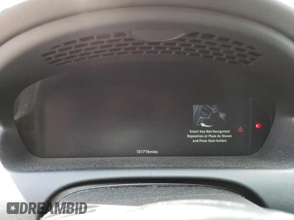 ✅ 2017 Jaguar XJ Portfolio • VIN: SAJWA2G71H8W12454 • Lot: 52179554. Listed on Copart with 101,716 mi. Free auction sales archive from the USA and detailed vehicle history report at DreamBid. Image 9.