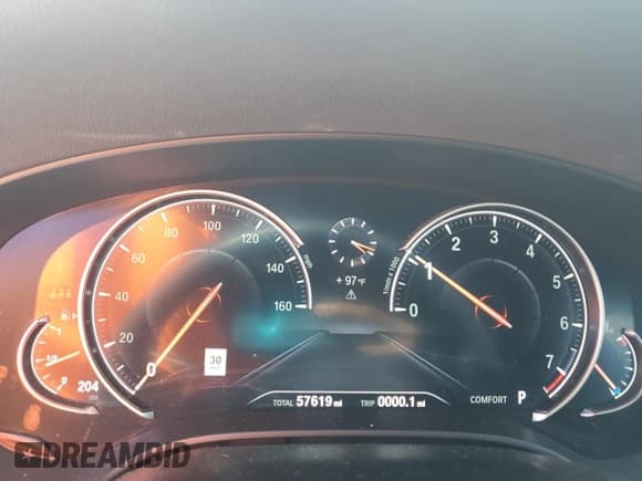 ✅ 2018 BMW 5 Series 540i • VIN: WBAJE5C55JWA97561 • Lot: 71202295. Wystawiony na Copart z przebiegiem 57 619 mil. Bezpłatny archiwum sprzedaży aukcyjnych z USA i szczegółowy raport historii pojazdu na DreamBid. Zdjęcie 9.